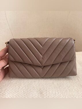 Quince Italian Leather Quilted Wallet Crossbody - Taupe Brown